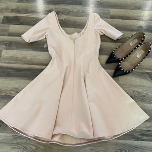 ElizBeth and James dress